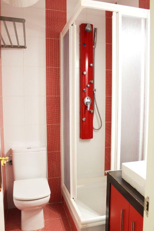 Chueca Apartamentos Noxi Madrid Exterior foto